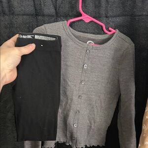 Long sleeve and leggings bundle